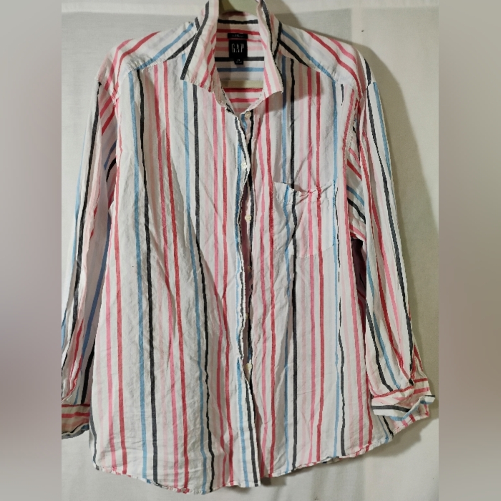 GAP The Big Shirt Button-Down